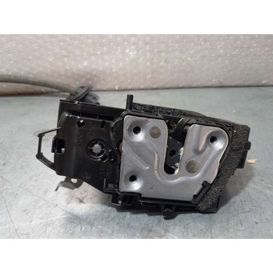Cerradura Puerta Trasera Derecha Para Renault Clio V
