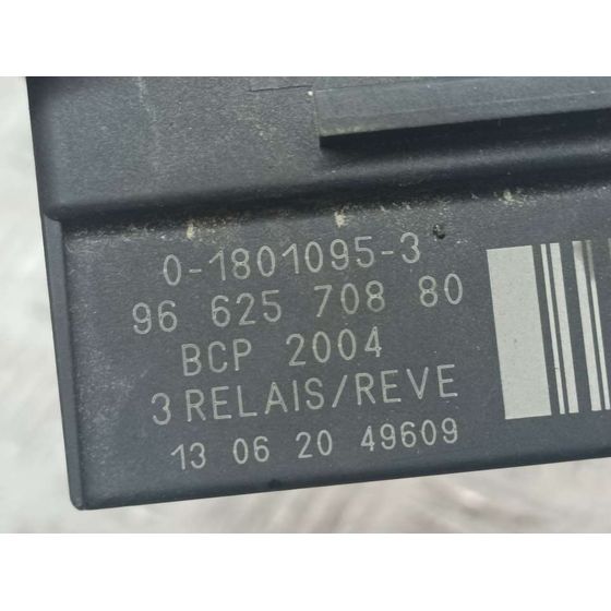 Caja Precalentamiento para Peugeot 308