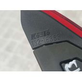 Piloto Trasero Izquierdo para Mazda 2 Lim. ()