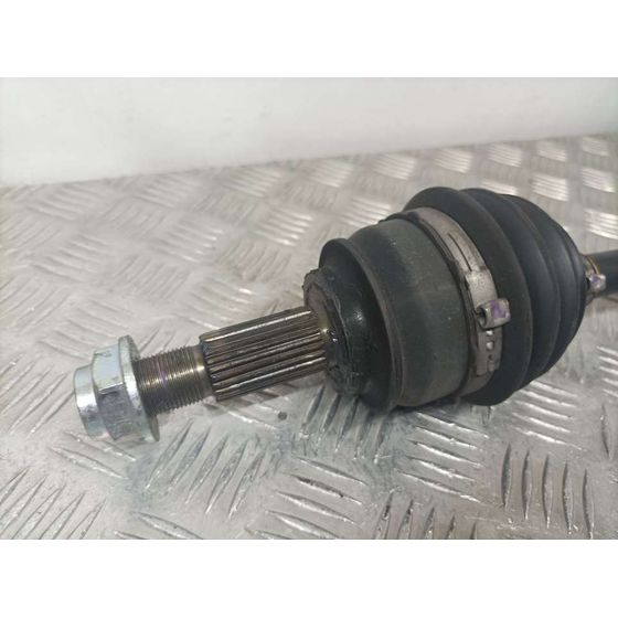 Transmision Delantera Izquierda Para Mazda 2 Lim.