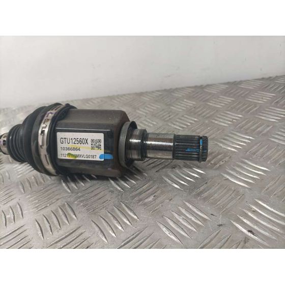 Transmision Delantera Izquierda Para Mazda 2 Lim.
