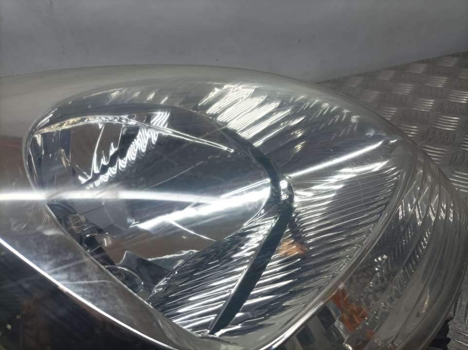 Faro Derecho Para Renault Kangoo