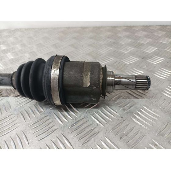 Transmision Delantera Izquierda Para Opel Corsa D