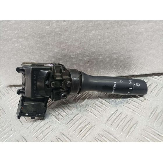 Mando Limpia para Toyota Yaris