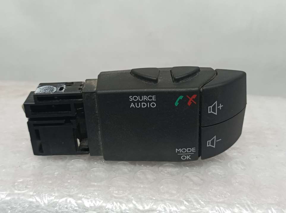 Mando Radio para Renault Captur