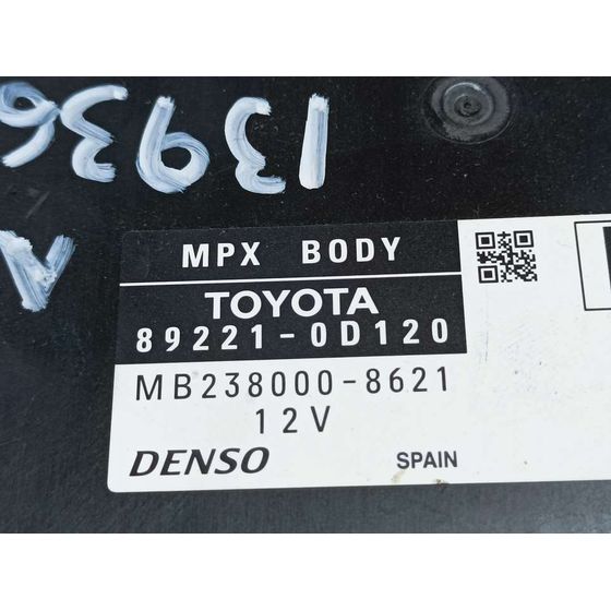 Caja Reles / Fusibles para Toyota Yaris
