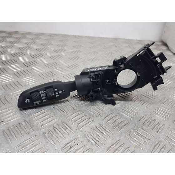 Mando Luces para Ssangyong Tivoli