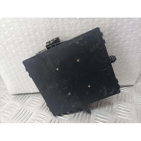 Caja Reles / Fusibles para Dacia Sandero