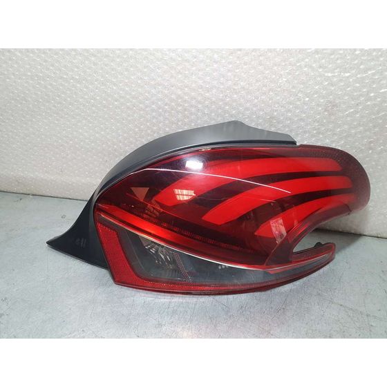 Piloto Trasero Derecho para Peugeot 208