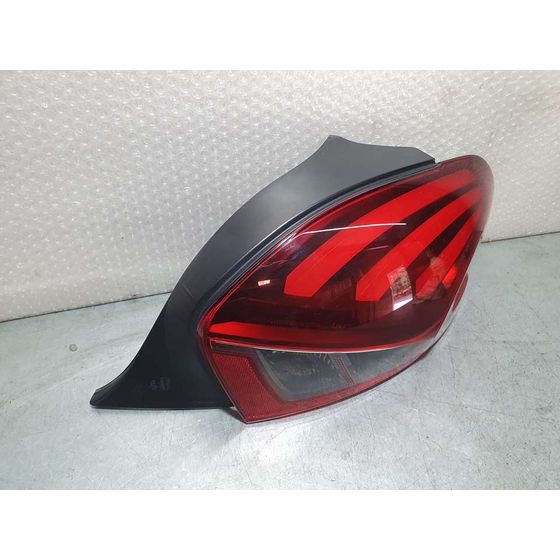 Piloto Trasero Derecho para Peugeot 208