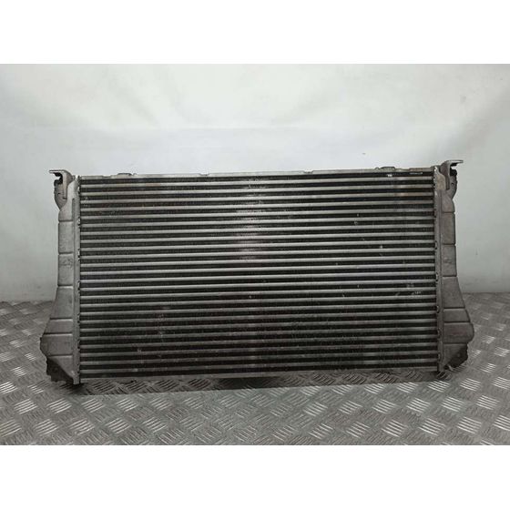 Intercooler para Toyota Avensis (T27)