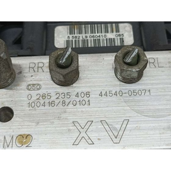 Abs para Toyota Avensis (T27)