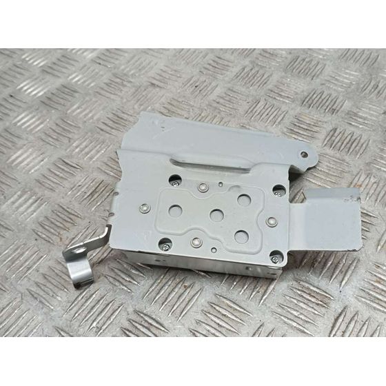 Modulo Electronico para Toyota Land Cruiser (J15)