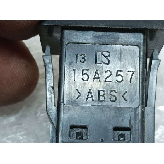 Interruptor para Toyota Land Cruiser (J15)