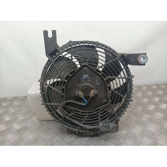 Electroventilador para Toyota Land Cruiser (J15)