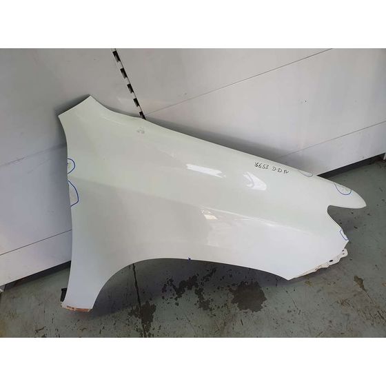 Aleta Delantera Derecha para Toyota Land Cruiser (J15)