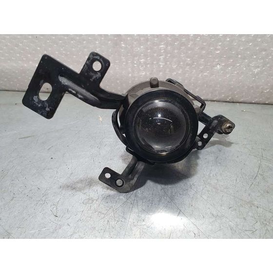 Faro Antiniebla Izquierdo para Kia Cee'd