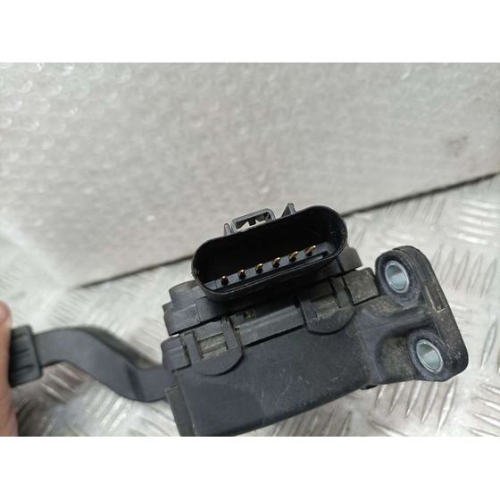 Potenciometro Pedal para Ford Fiesta (Cbk)