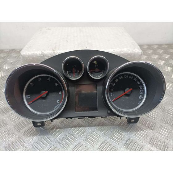 Cuadro Instrumentos para Opel Astra J Lim.