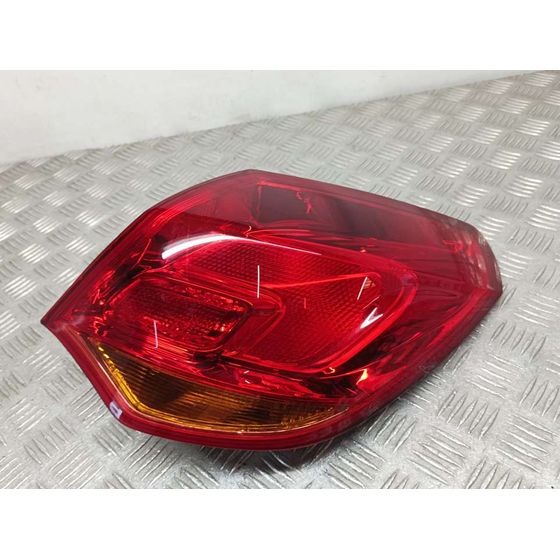Piloto Trasero Derecho para Opel Astra J Lim.