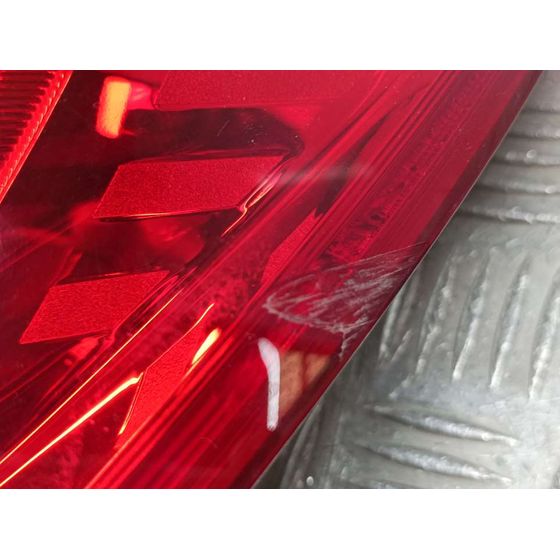 Piloto Trasero Derecho para Opel Astra J Lim.