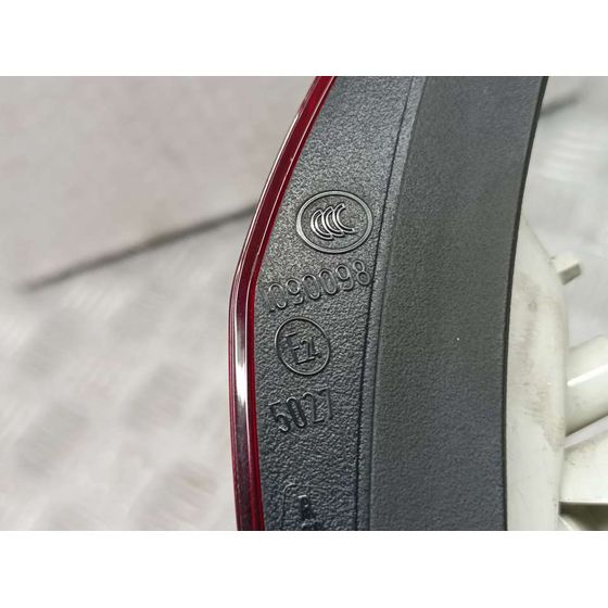Piloto Trasero Derecho para Opel Astra J Lim.