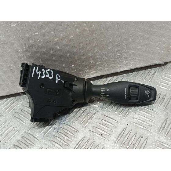 Mando Limpia para Ford Fiesta (Ccn)