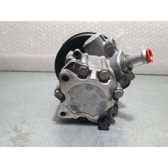Bomba Direccion para Seat Exeo Berlina (3R2)