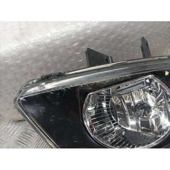 Faro Antiniebla Izquierdo para Hyundai I30