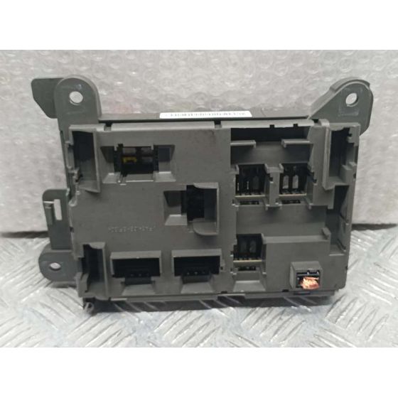 Caja Reles / Fusibles para Bmw X5 (E70)