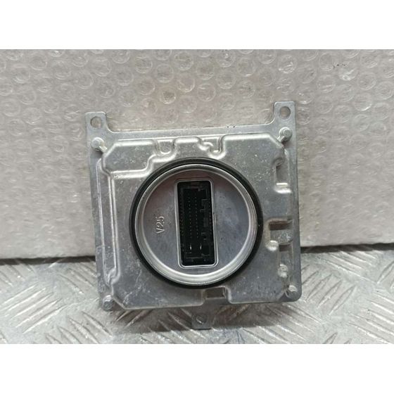 Centralita Faros Xenon para Mazda Cx-30