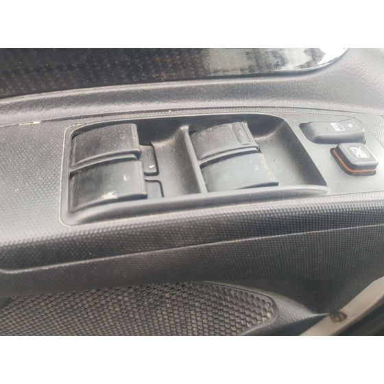 Mando Elevalunas Delantero Izquierdo para Toyota Corolla Verso (R1)