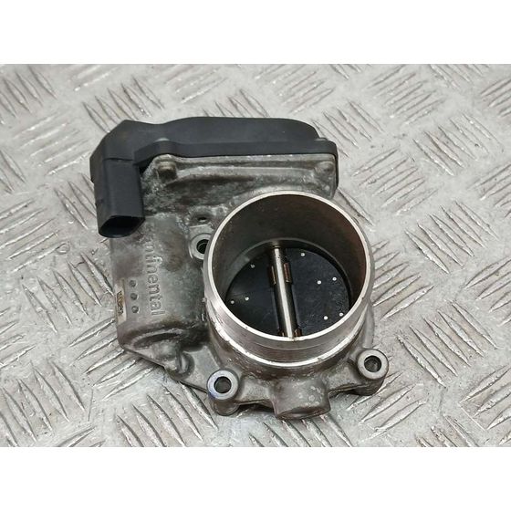 Caja Mariposa para Seat Exeo Berlina (3R2)