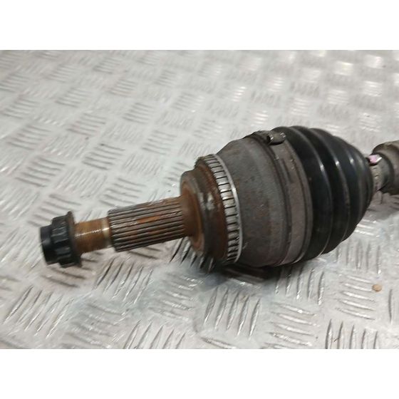 Transmision Delantera Izquierda para Toyota Corolla Verso (R1)