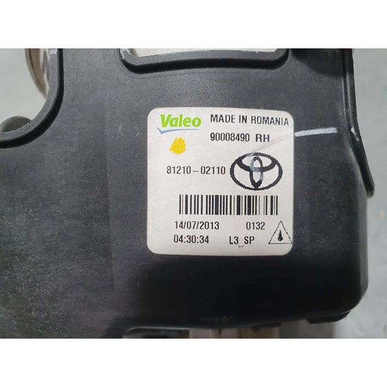 Faro Antiniebla Derecho para Toyota Yaris
