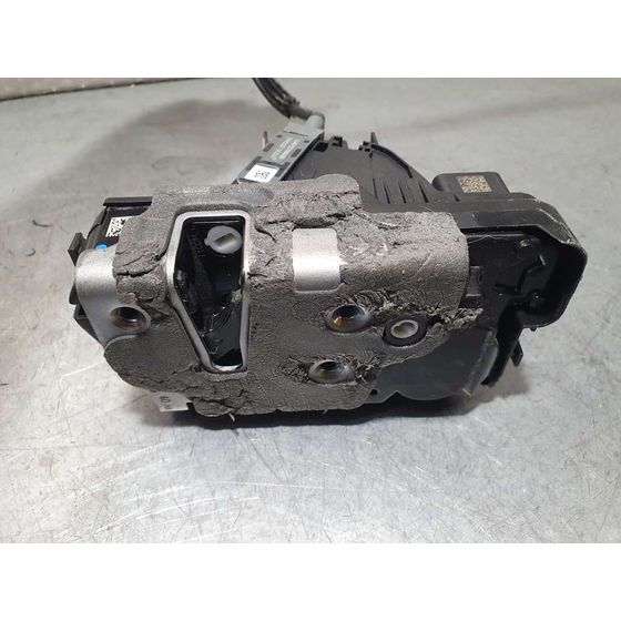 Cerradura Puerta Trasera Derecha para Ford Kuga