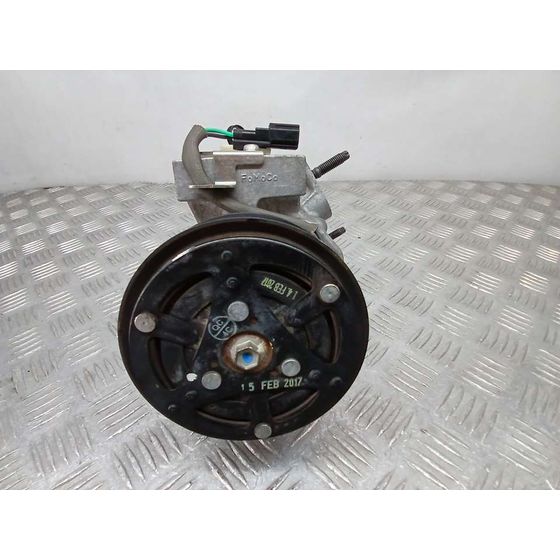 Compresor Aire Acondicionado para Ford Fiesta (Ce1)