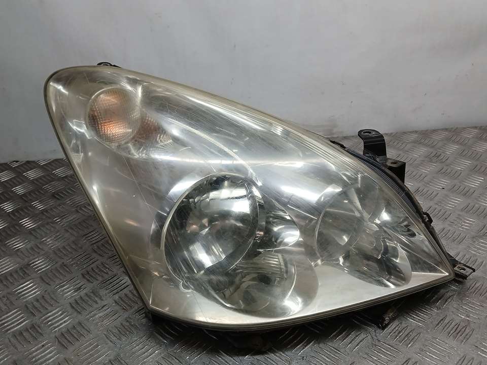 Faro Derecho para Toyota Corolla Verso (R1)