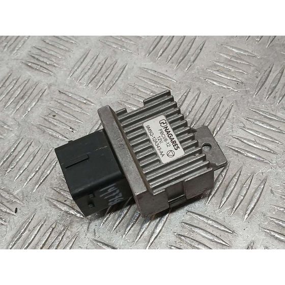 Caja Precalentamiento para Ford Mondeo Ber. (Ca2)