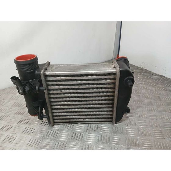 Intercooler para Audi A6 Berlina (4F2)