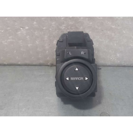 Mando Retrovisor para Kia Rio (Yb)