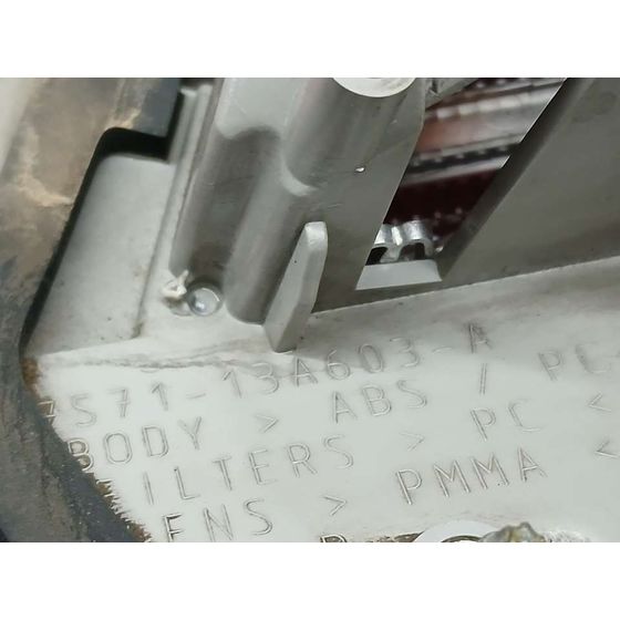 Piloto Trasero Izquierdo para Ford Mondeo Ber. (Ca2)