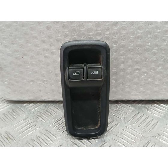 Mando Elevalunas Delantero Izquierdo para Ford Fiesta (Cb1)
