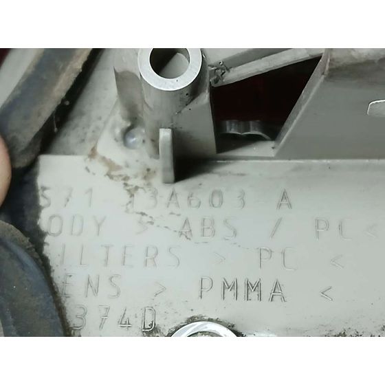 Piloto Trasero Izquierdo para Ford Mondeo Ber. (Ca2)