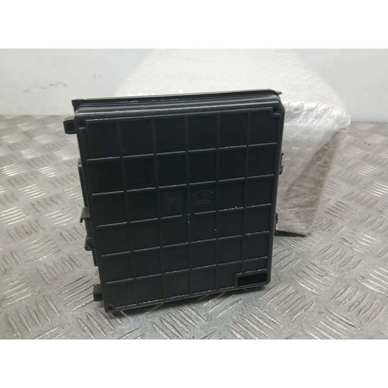 Caja Reles / Fusibles para Ford Kuga
