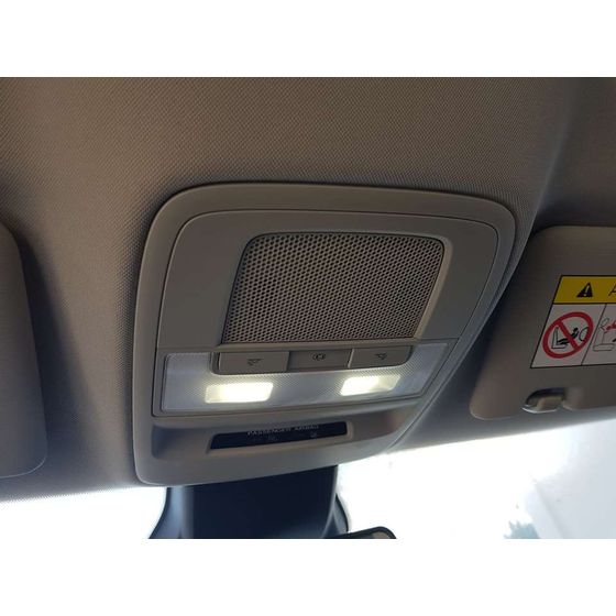 Luz Interior para Mg Zs