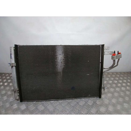 Condensador / Radiador Aire Acondicionado para Kia Cee'd