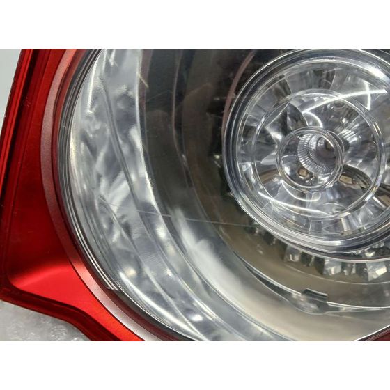 Piloto Trasero Derecho para Volkswagen Jetta (1K2)