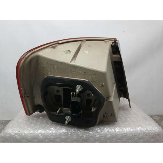 Piloto Trasero Derecho para Volkswagen Jetta (1K2)