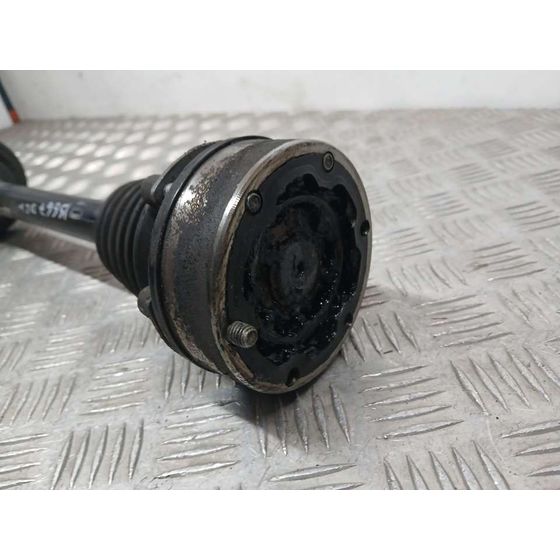 Transmision Delantera Izquierda para Volkswagen Jetta (1K2)